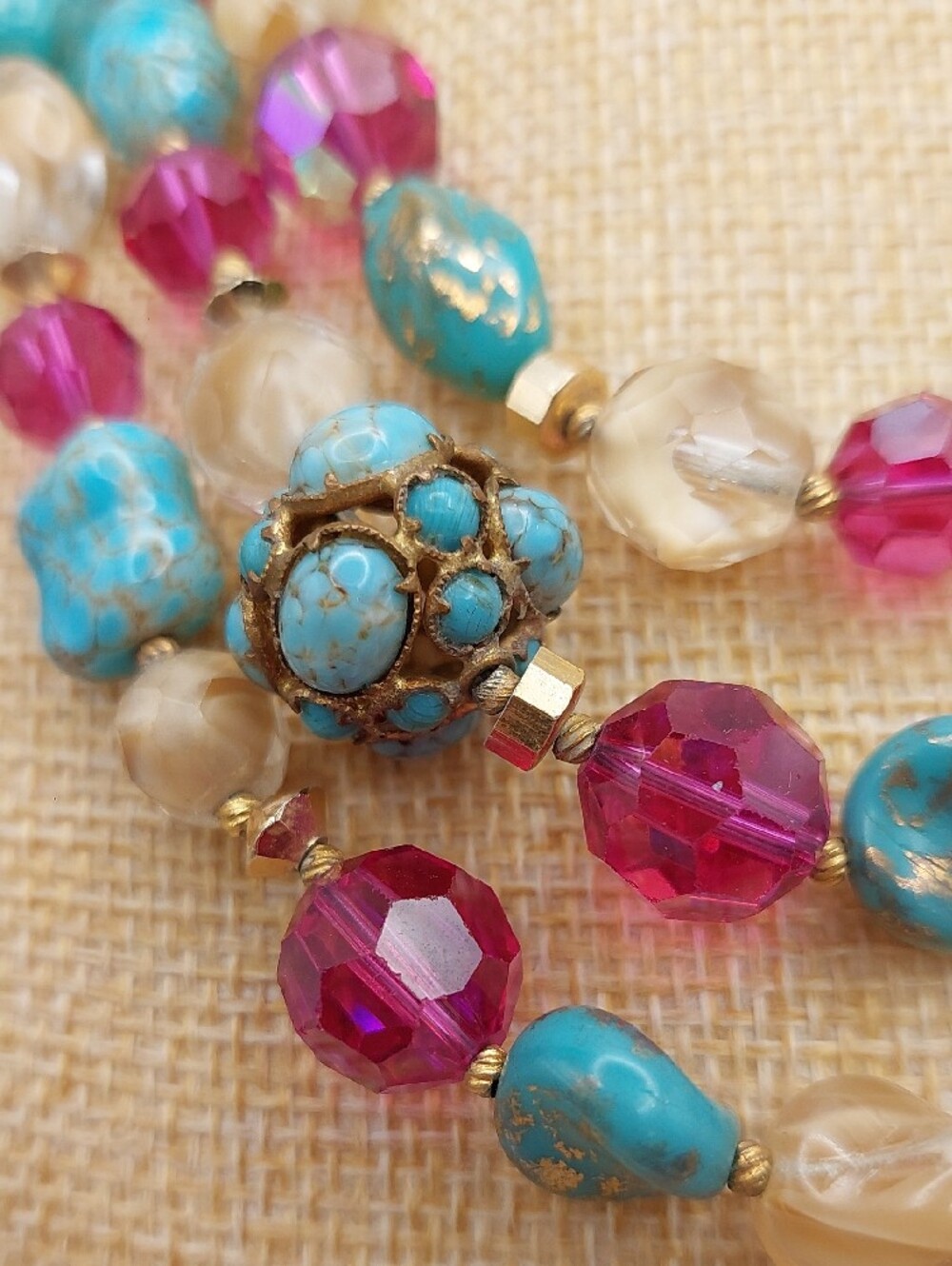 HATTIE CARNEGIE 3-Strand Vtg Blue Ceramic, AB Fuchsia Glass Choker Necklace MCM - Picture 3 of 16